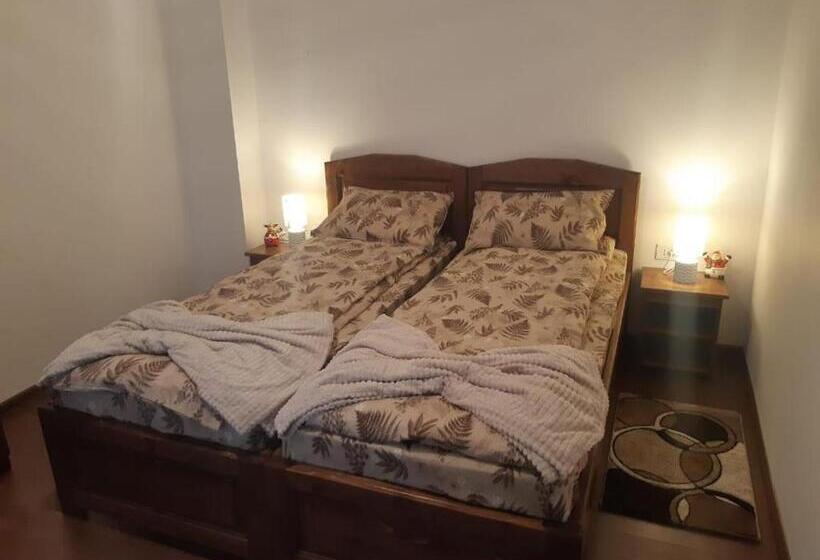 Номер Deluxe, Pensiunea Dodo