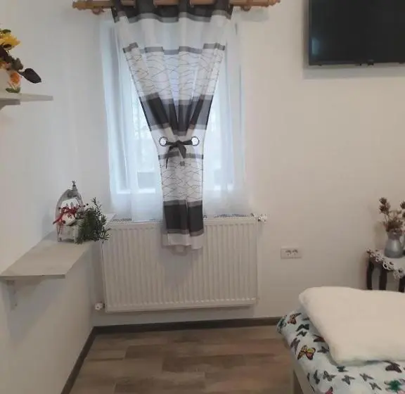Huoneisto 2 Makuuhuonetta, Pensiunea Dodo