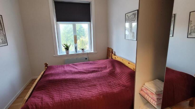 经济房, Svea Hotell, Vollsjö