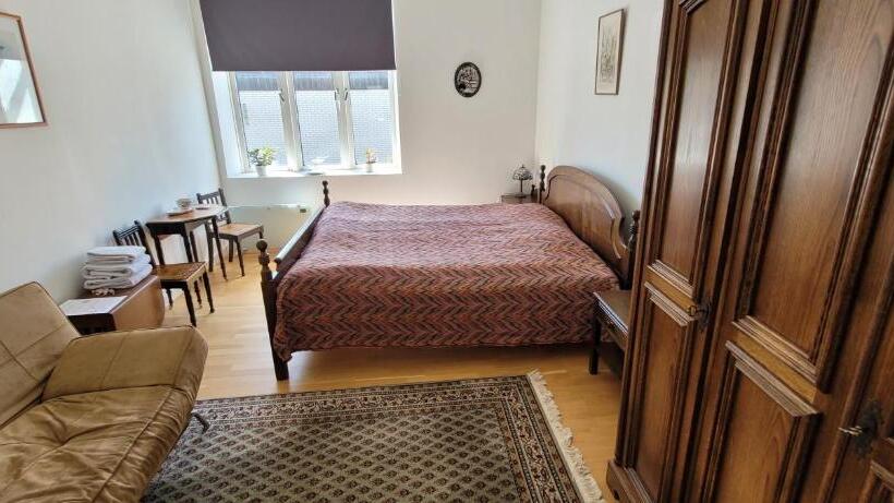 标准间, Svea Hotell, Vollsjö