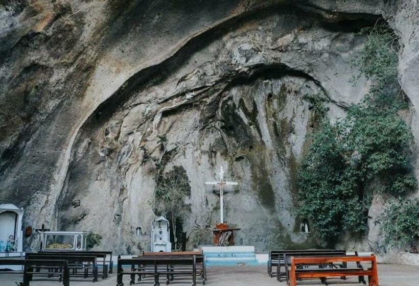 חדר סטנדרט נוף לאגם, Baywalk Suites Batangas