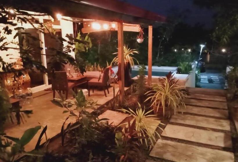 חדר סטנדרט נוף לאגם, Baywalk Suites Batangas