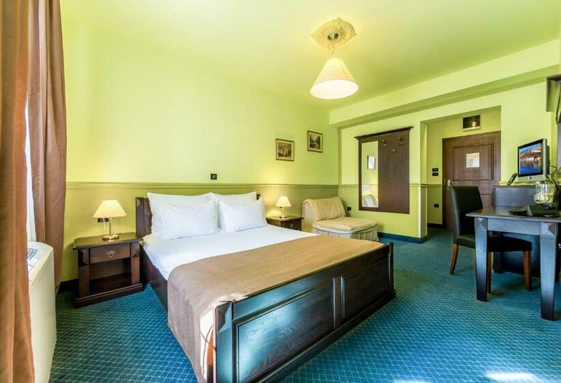 스탠다드 룸, Bitoraj Fužine