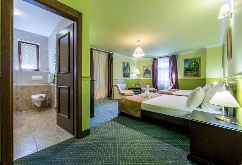 스탠다드 트리플 발코니 룸, Bitoraj Fužine