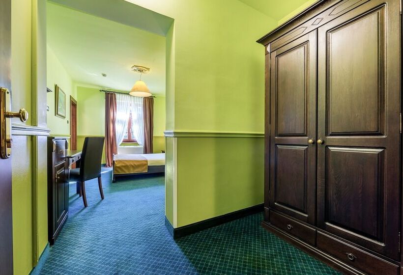 스탠다드 룸, Bitoraj Fužine