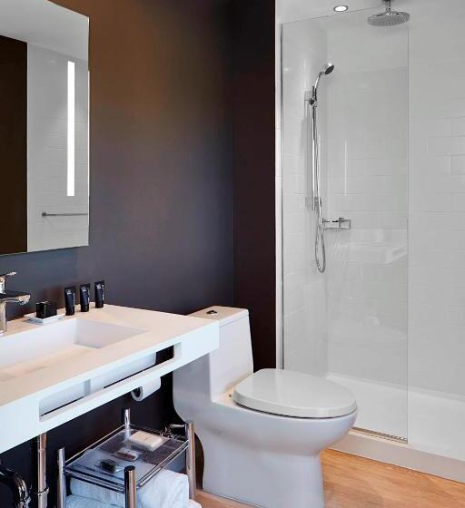 带大床的套房, Ac Hotel By Marriott Miami Beach