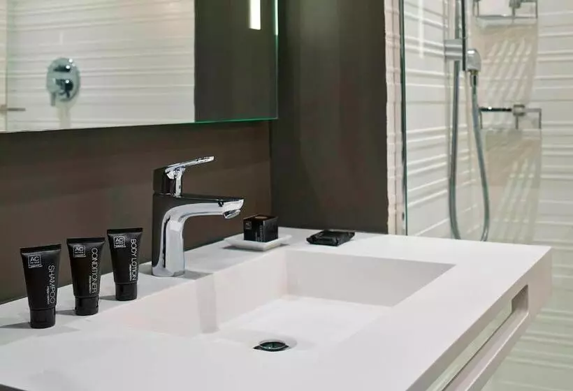 バルコニー付きデラックスルーム, Ac Hotel By Marriott Miami Beach