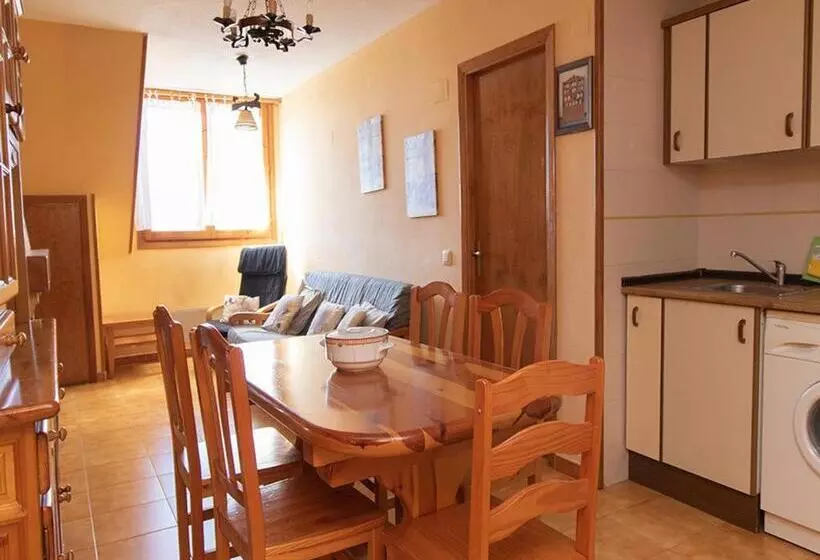 ２ベッドルームアパートメント, Apartamentos Villanua 3000