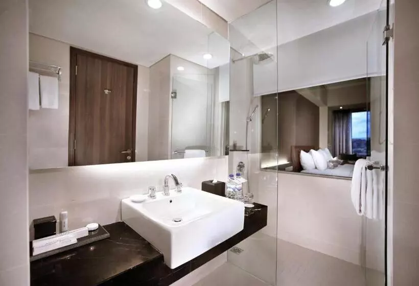 デラックスルーム, Aston Kupang Hotel & Convention Center
