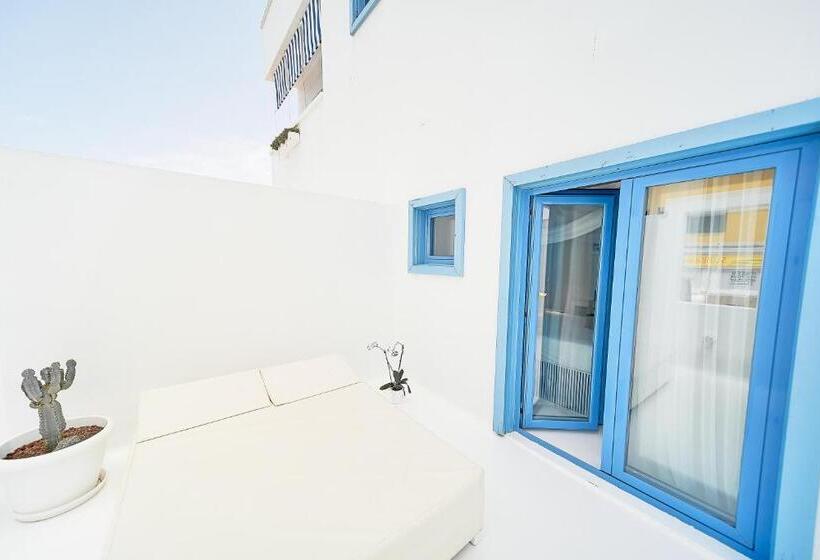 テラス付きスタンダードルーム, Avanti Lifestyle Hotel Only Adults