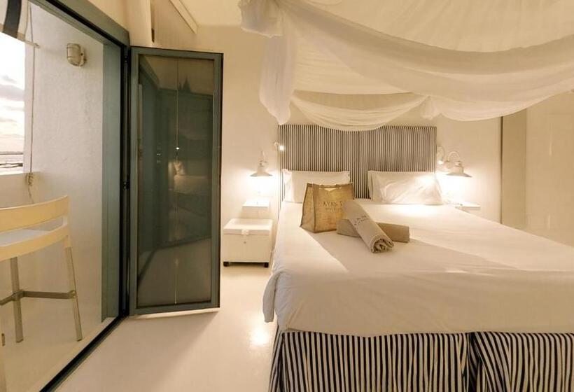 オーシャンビュースタンダードルームバルコニー付き, Avanti Lifestyle Hotel Only Adults