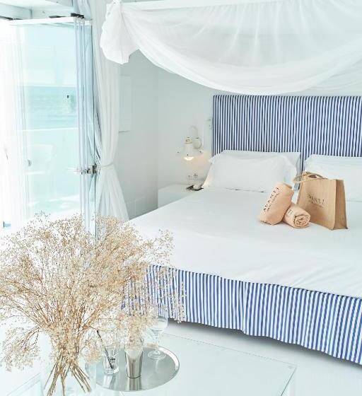 ペントハウスルーム, Avanti Lifestyle Hotel Only Adults