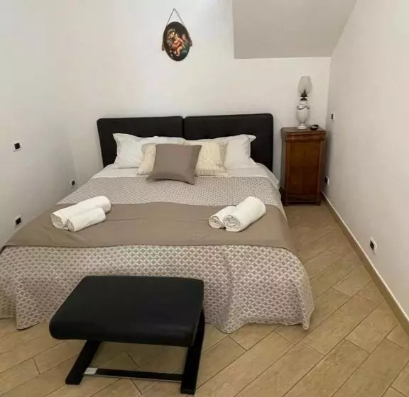 Economy-huone, B&b Barletta Acasamia Con Parcheggio Privato