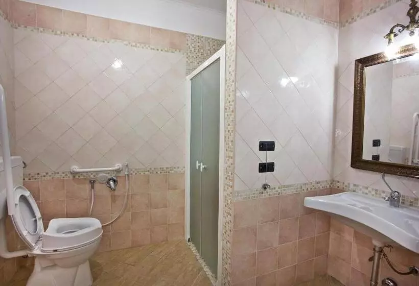 Standard Neljän Hengen Huone, B&b Barletta Acasamia Con Parcheggio Privato