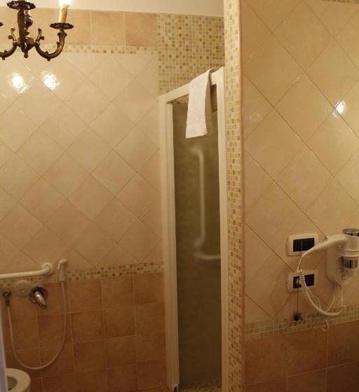 اتاق استاندارد چهار تخته, B&b Barletta Acasamia Con Parcheggio Privato