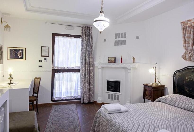 اتاق استاندارد سه نفره, B&b Barletta Acasamia Con Parcheggio Privato