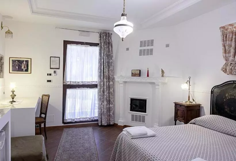 Standard Kolmen Hengen Huone, B&b Barletta Acasamia Con Parcheggio Privato