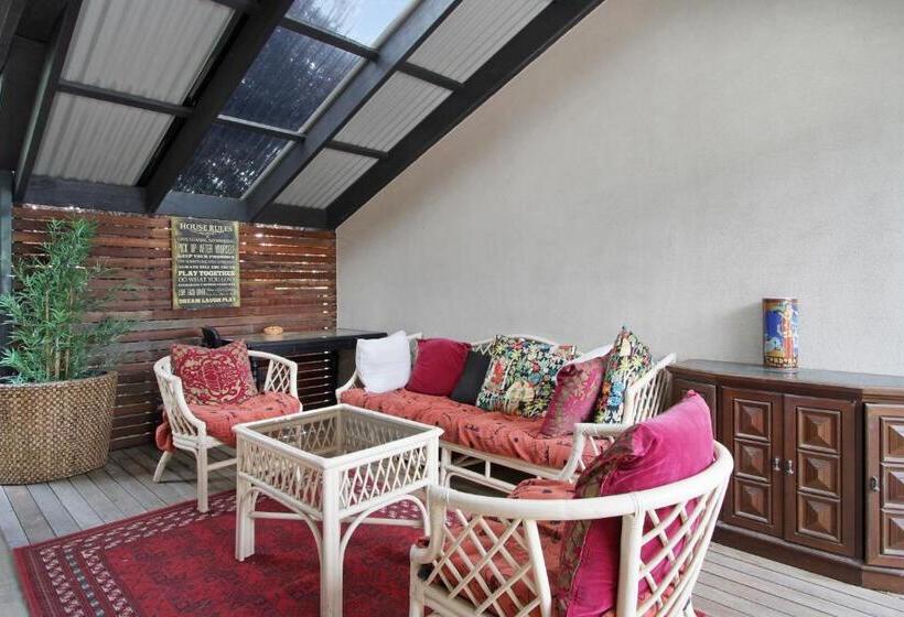 جناح عائلي, Beechworth On Bridge Motel