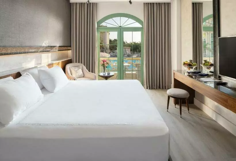 اتاق لوکس با چشم‌انداز استخر, Al Masa Hotel Nasr City