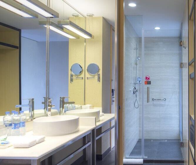 غرفه قياسيه سريرين مزدوجين, Aloft Yancheng