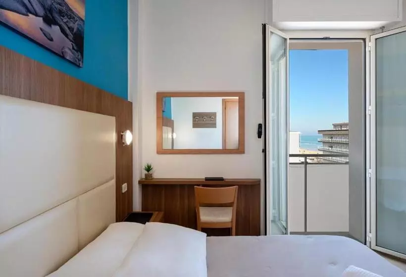 اتاق اکونومی, Amadei Hotel Figaro & Apartments