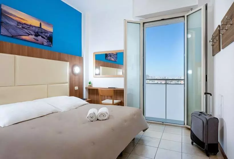 اتاق اکونومی, Amadei Hotel Figaro & Apartments