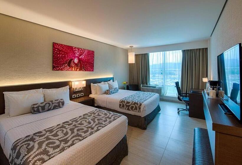 חדר אקזקיוטיב, Crowne Plaza Airport, An Ihg