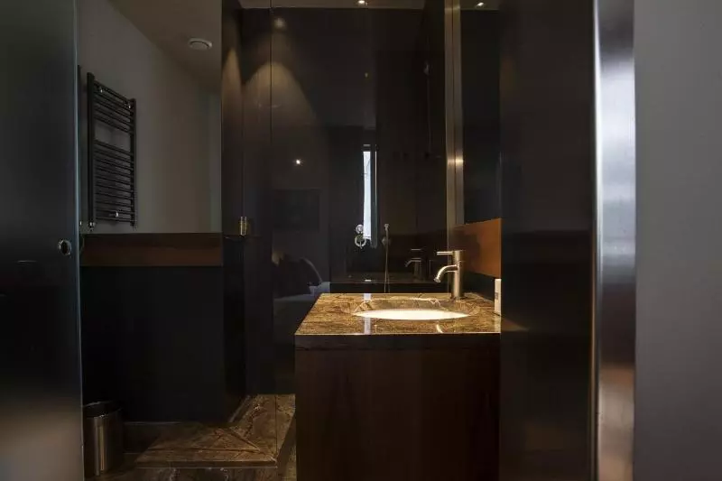 اتاق لوکس, Crowne Plaza Airport, An Ihg