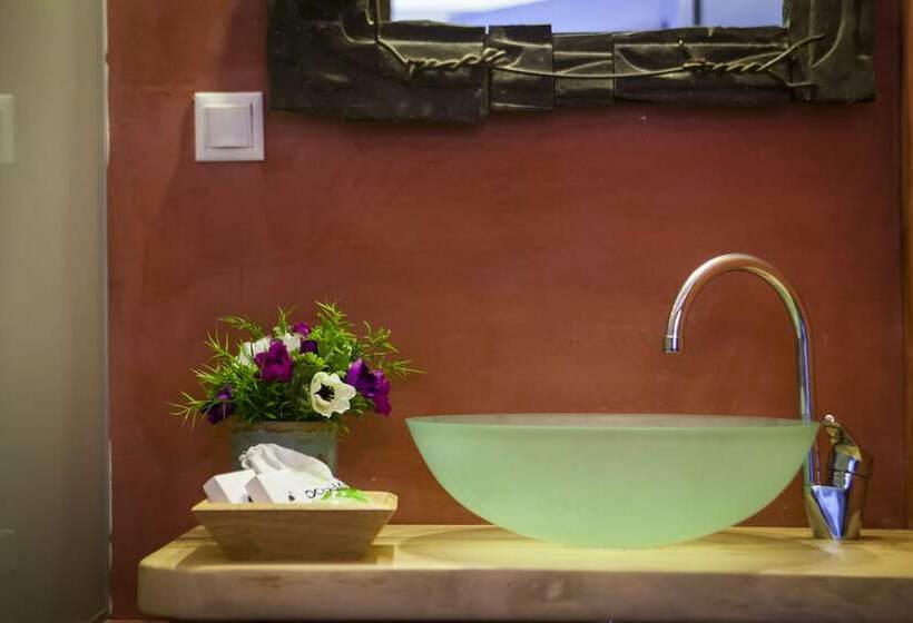 디럭스 테라스 룸 바다 전망, Dohos Hotel Experience