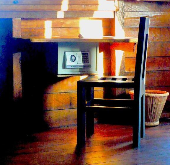 بانگلوی سوپریور, Ecolodge Riake Resort & Villa