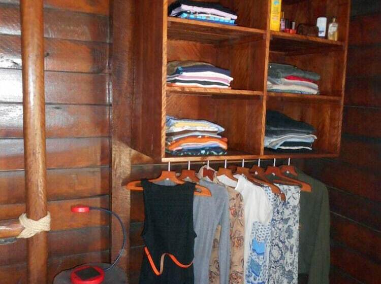 بانگلوی استاندارد, Ecolodge Riake Resort & Villa