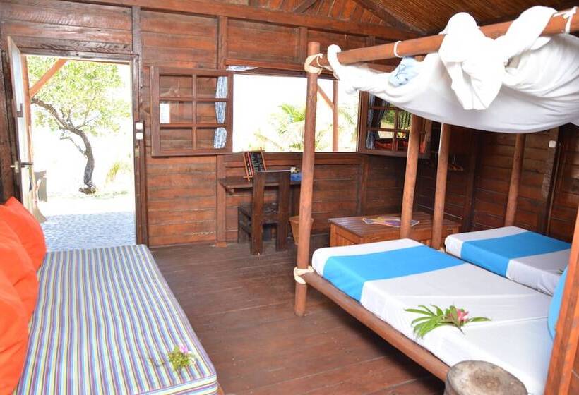 بانگلوی استاندارد, Ecolodge Riake Resort & Villa