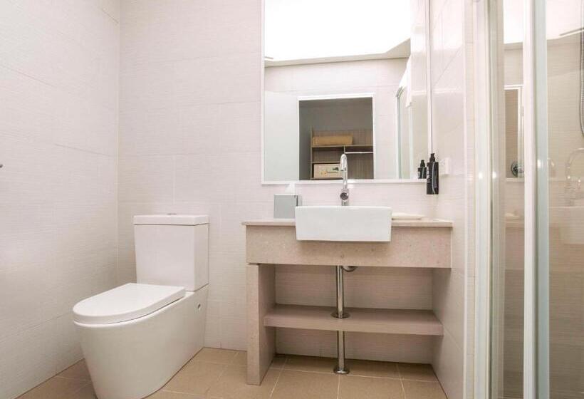 חדר סופריור עם מיטת קינג, Ibis Styles The Entrance