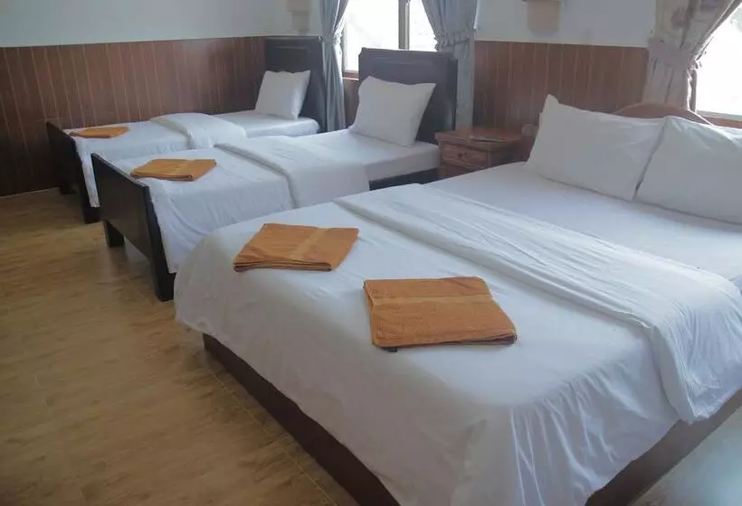 スタンダードトリプルルーム, Jasmine Family Hostel