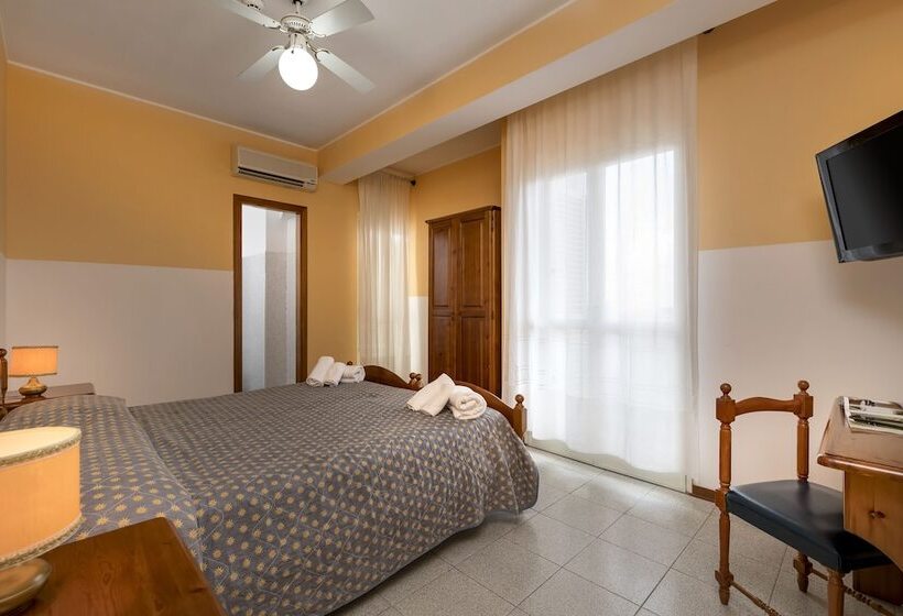 غرفة قياسية, La Perla