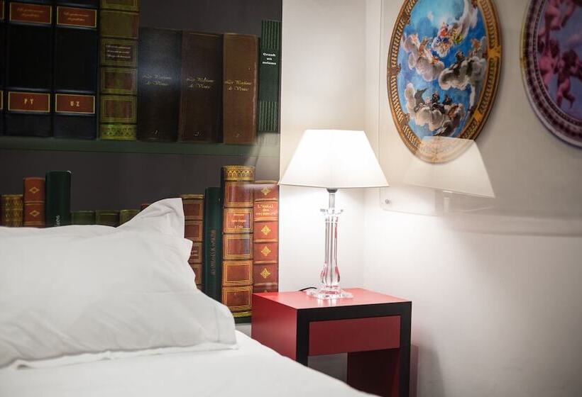 Номер Комфорт, Les Voyageurs