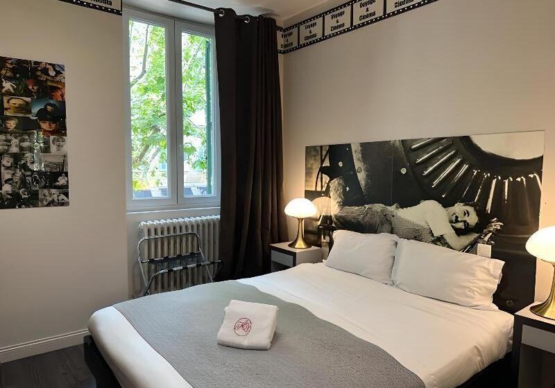 Номер Комфорт, Les Voyageurs