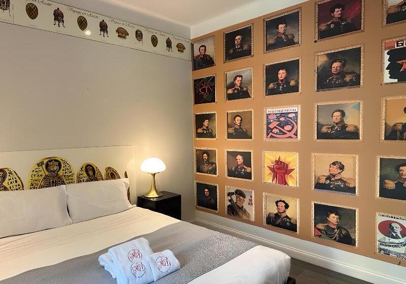 Номер Superior, Les Voyageurs