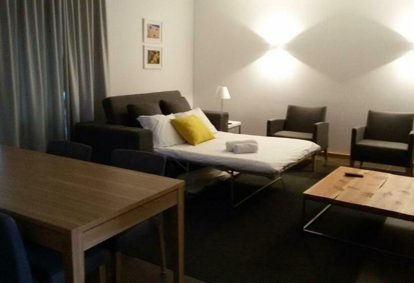 منزل غرفتين نوم, Lousada Country