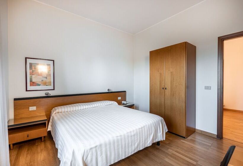 اتاق استاندارد, Nuova Grosseto