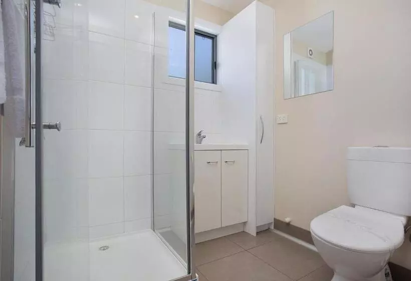 کابین, Portland Holiday Village