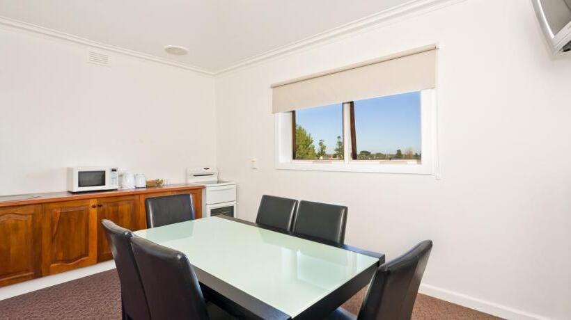 آپارتمان 2 خوابه, Portland Holiday Village