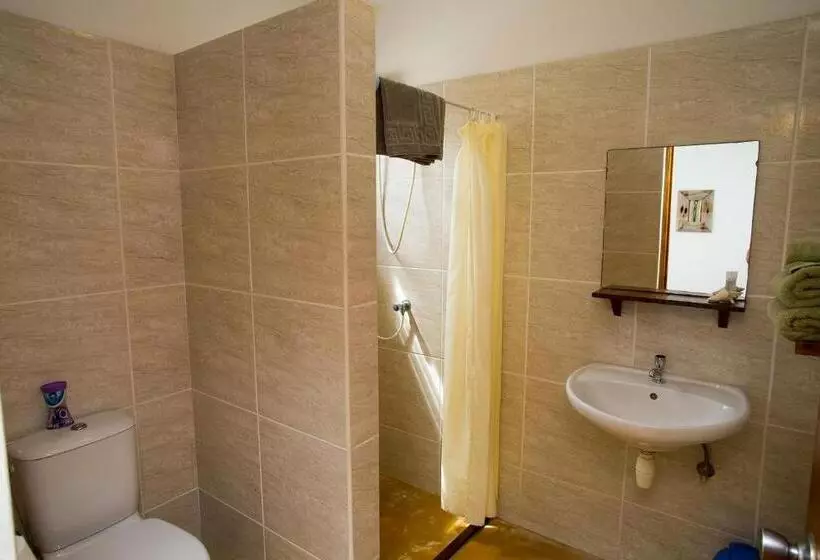 استودیوی لوکس, Dive Hut   Boutique Apartments