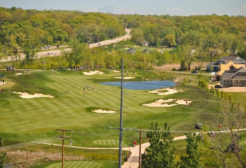 家庭套房, The Inn At Harbor Shores