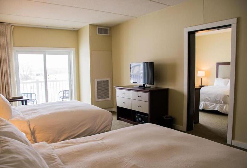 家庭套房, The Inn At Harbor Shores