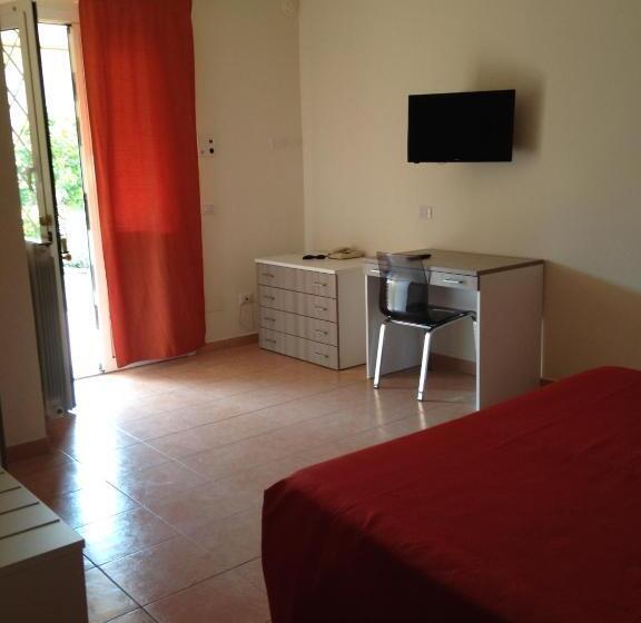 اتاق استاندارد چهار تخته, Villa San Giuseppe
