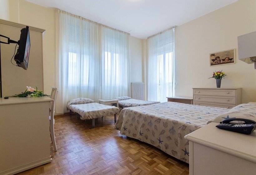 اتاق استاندارد چهار تخته, Villa San Giuseppe