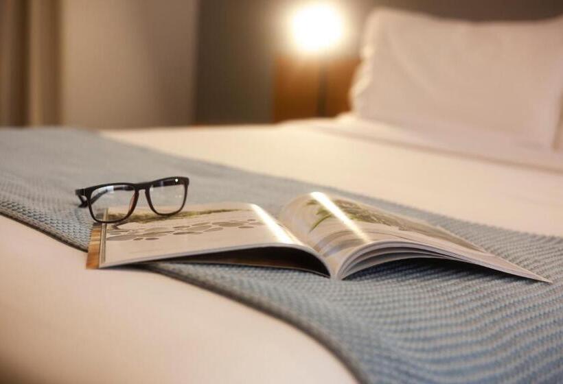 スタンダードルーム, Kings Park Motel