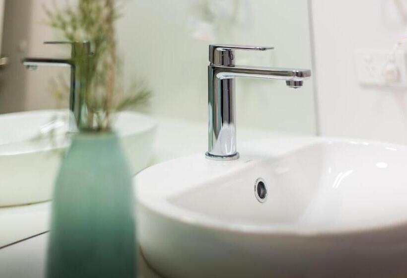 デラックスファミリールーム, Kings Park Motel