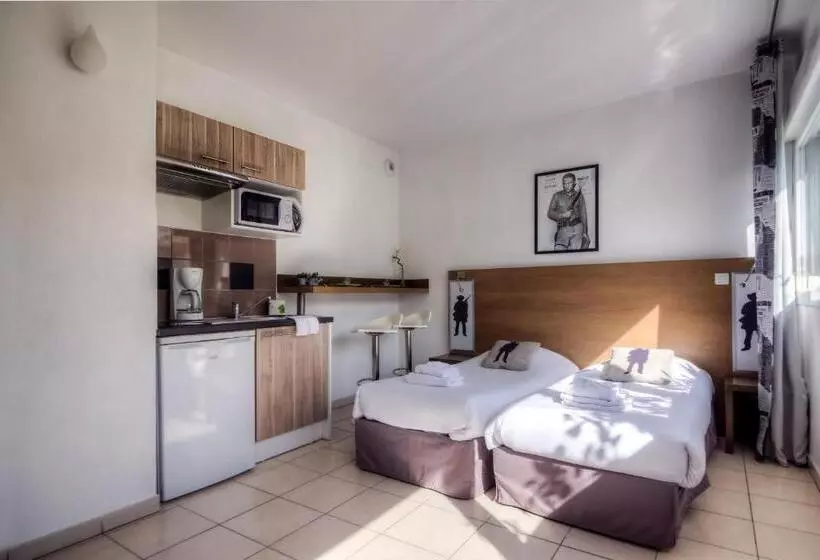 スタンダードスタジオ, Comfort Aparthotel Antibes Le Maestria